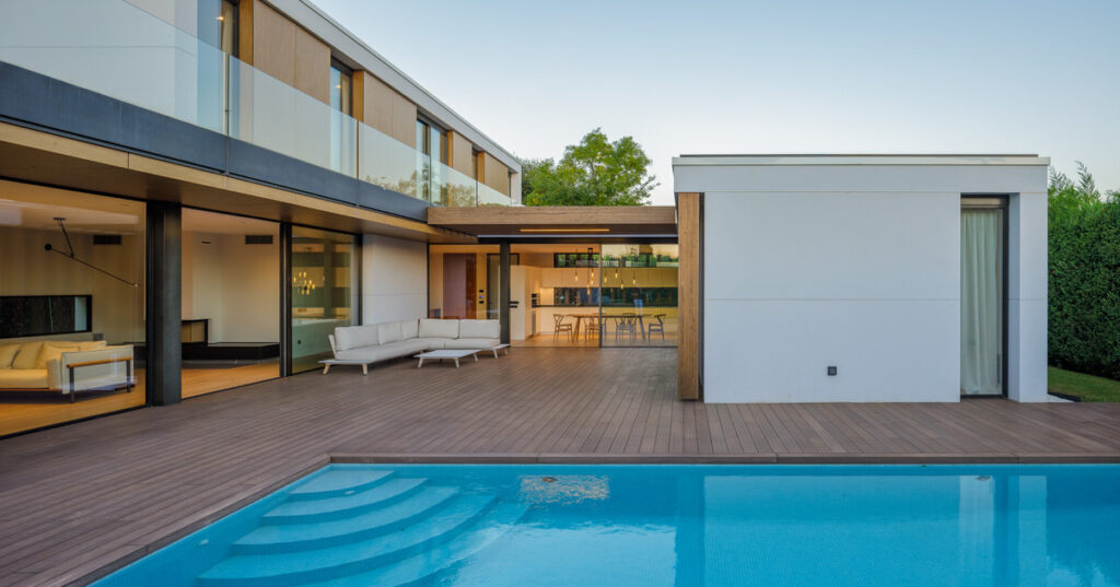 Casa mir por grup de palol