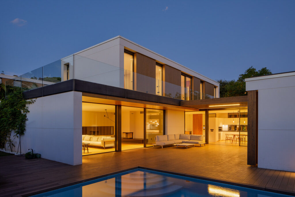 Casa mir por grup de palol