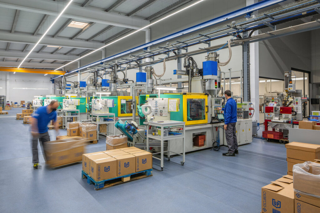 Interior fabrica Escubedo