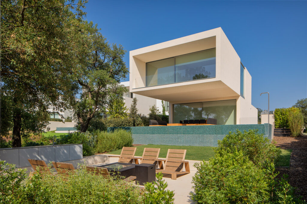 Villa la Ginesta 7 por Fran Silvestre Arquitectos