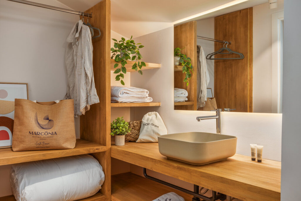 Baño suite del Hotel Marconia en l'Estartit