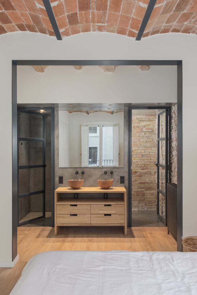 Baño piso Volta Catalana en Girona