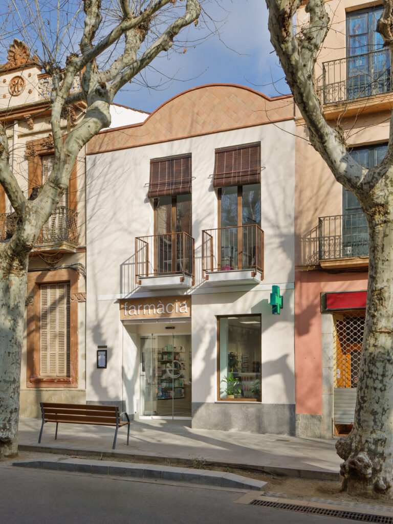 Reforma Farmacia en Arenys de Munt
