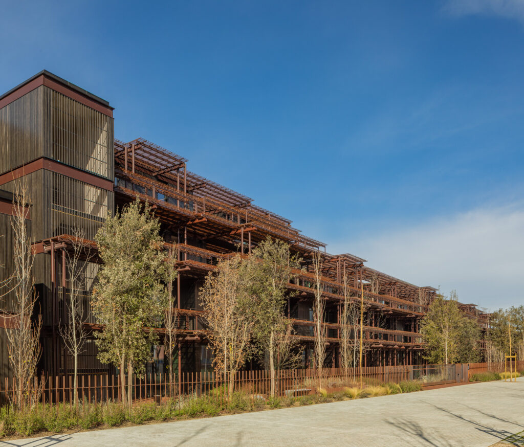 Exteriores La Parada Ampans