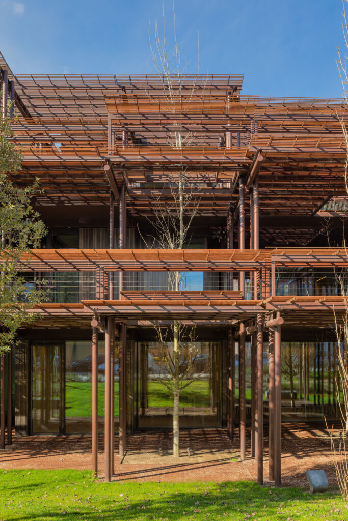 La Parada Ampans por RCR Arquitectes